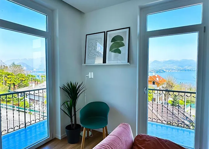 Adua1 Apartament Stresa